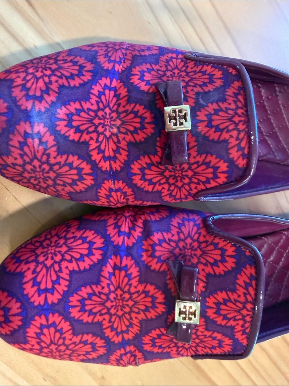 Tory Burch eye catching